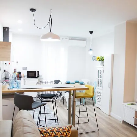Lc San Pablo Apartment *